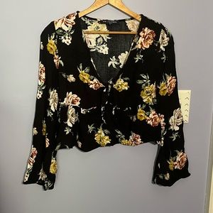 🦋Floral long sleeve top🦋